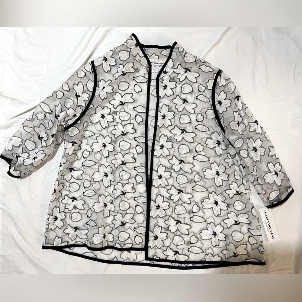 Light Floral Jacket - Caroline Rose